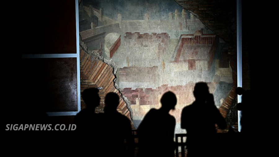 Rome Unveils Giant Mosaic Hidden for 2,000 Years